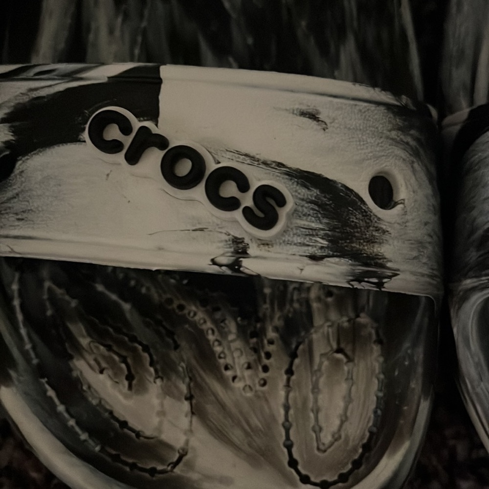 Crocs - Picture 2 of 5